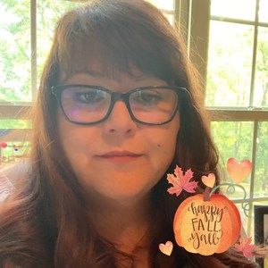 Meet your Posher, Carolyn